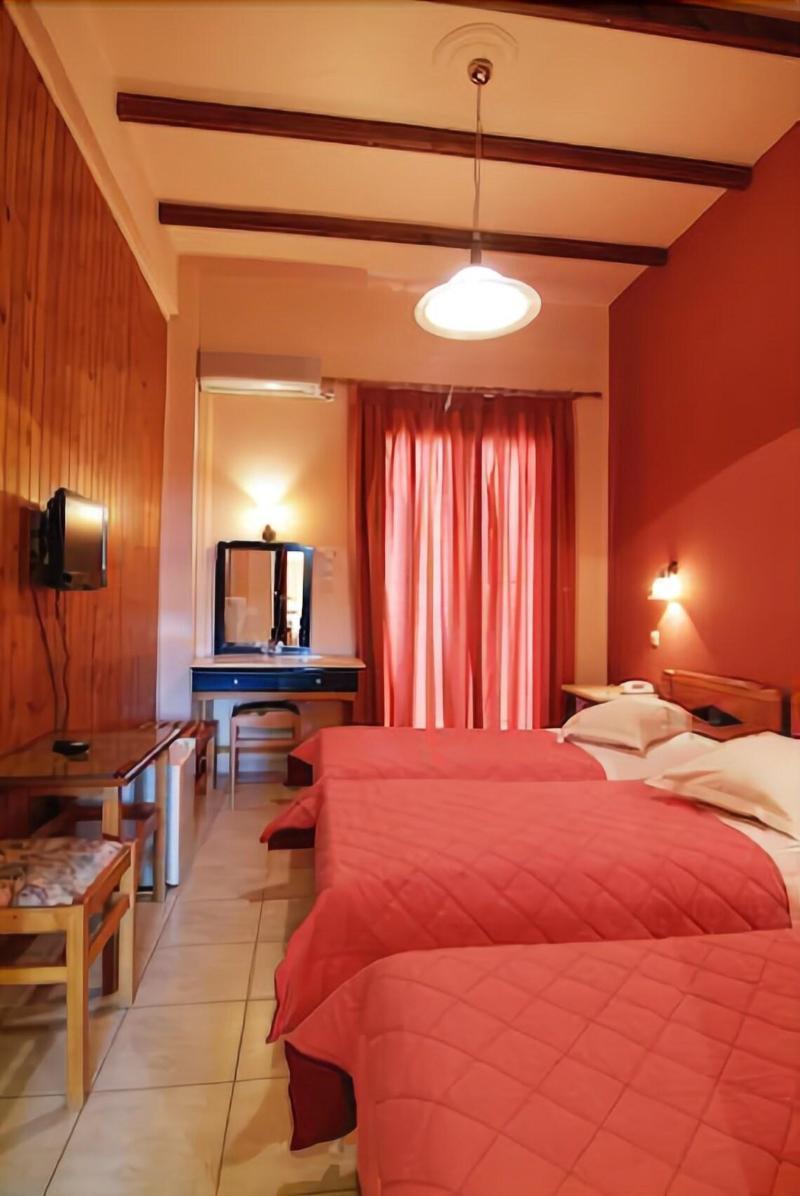 Hotel Varonos Delphi Exterior foto
