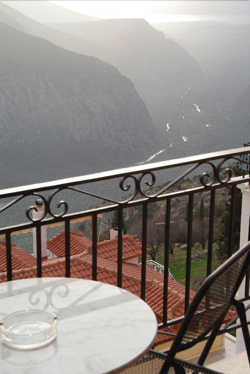 Hotel Varonos Delphi Exterior foto
