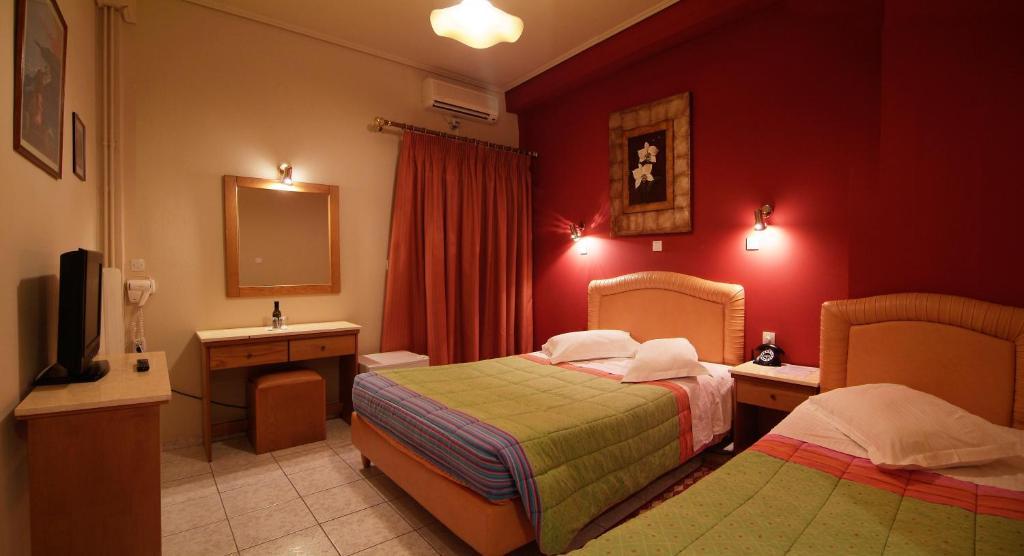 Hotel Varonos Delphi Quarto foto